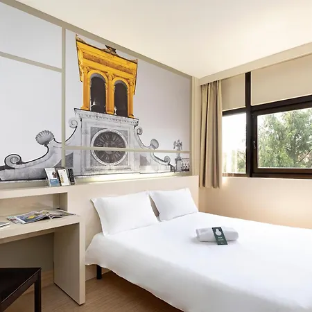 Hotel B&B Hotel Udine 3*
