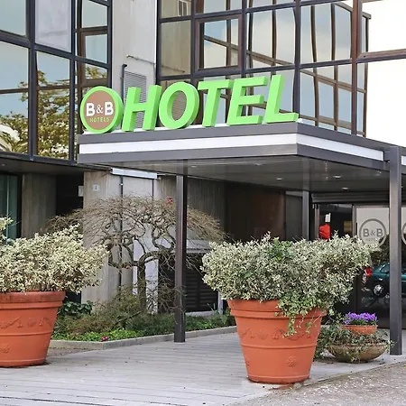 B&B Hotel Udine Hotel 3*